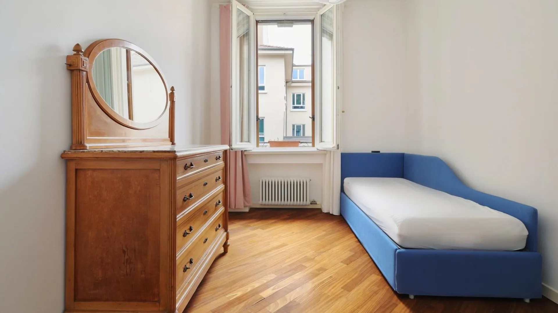 Mpm- Grumello Apartment Navigli Milan