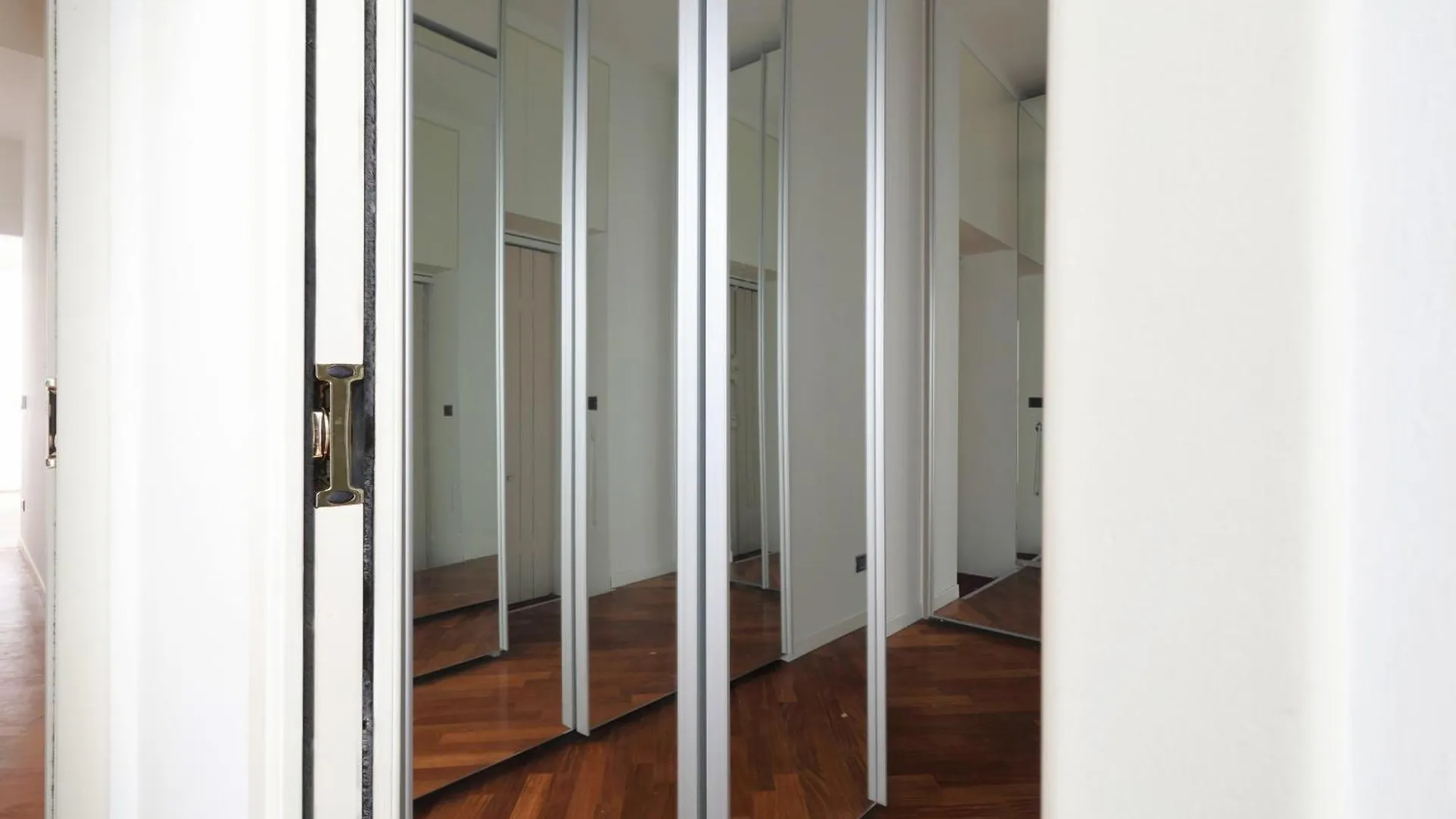 Mpm- Grumello Apartment Navigli Mailand Italien